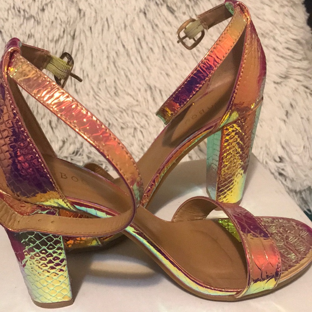 Open high heels shoes